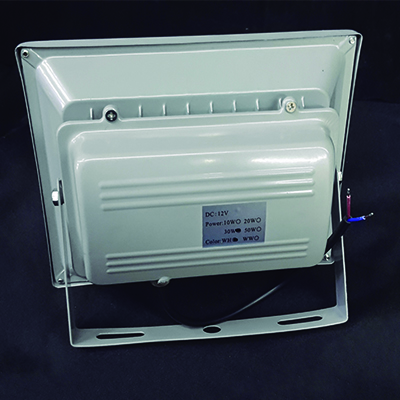 Proyector 30W 12V A 24V Luz Fría - Imagen 2